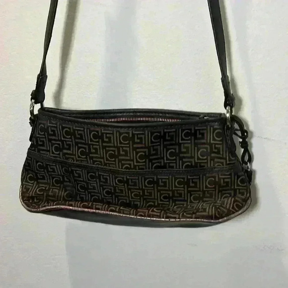 Liz Claiborne Monogram Crossbody Shoulder Bag
Dark Brown Gold Adjustable Straps - Picture 3 of 8